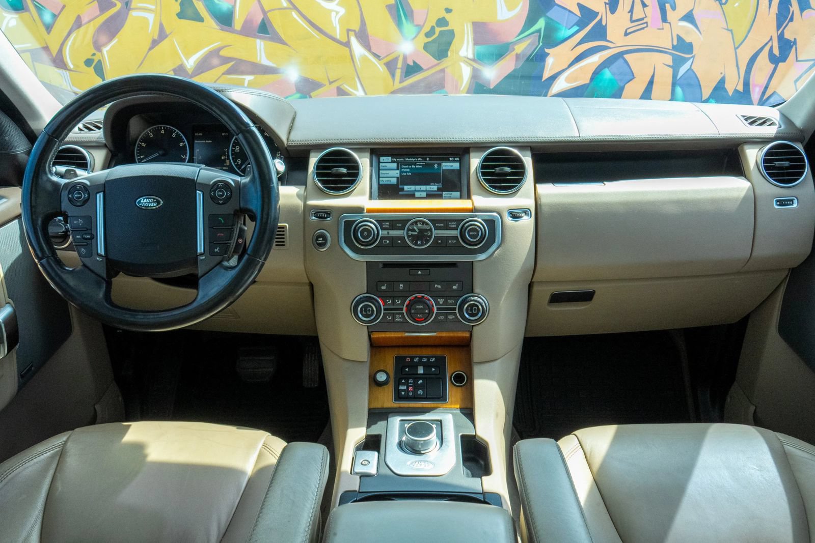 Used 2014 Land Rover LR4 HSE LUX AWD/4WD image 14