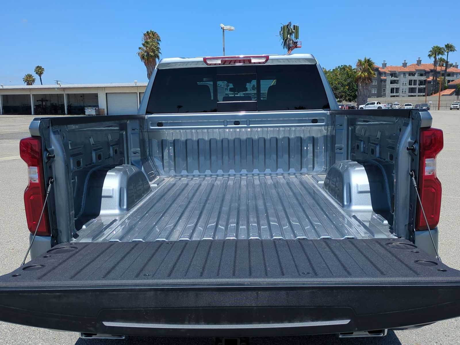 New 2026 Chevrolet Silverado 1500 RST w/ Convenience Package II AWD/4WD image 25