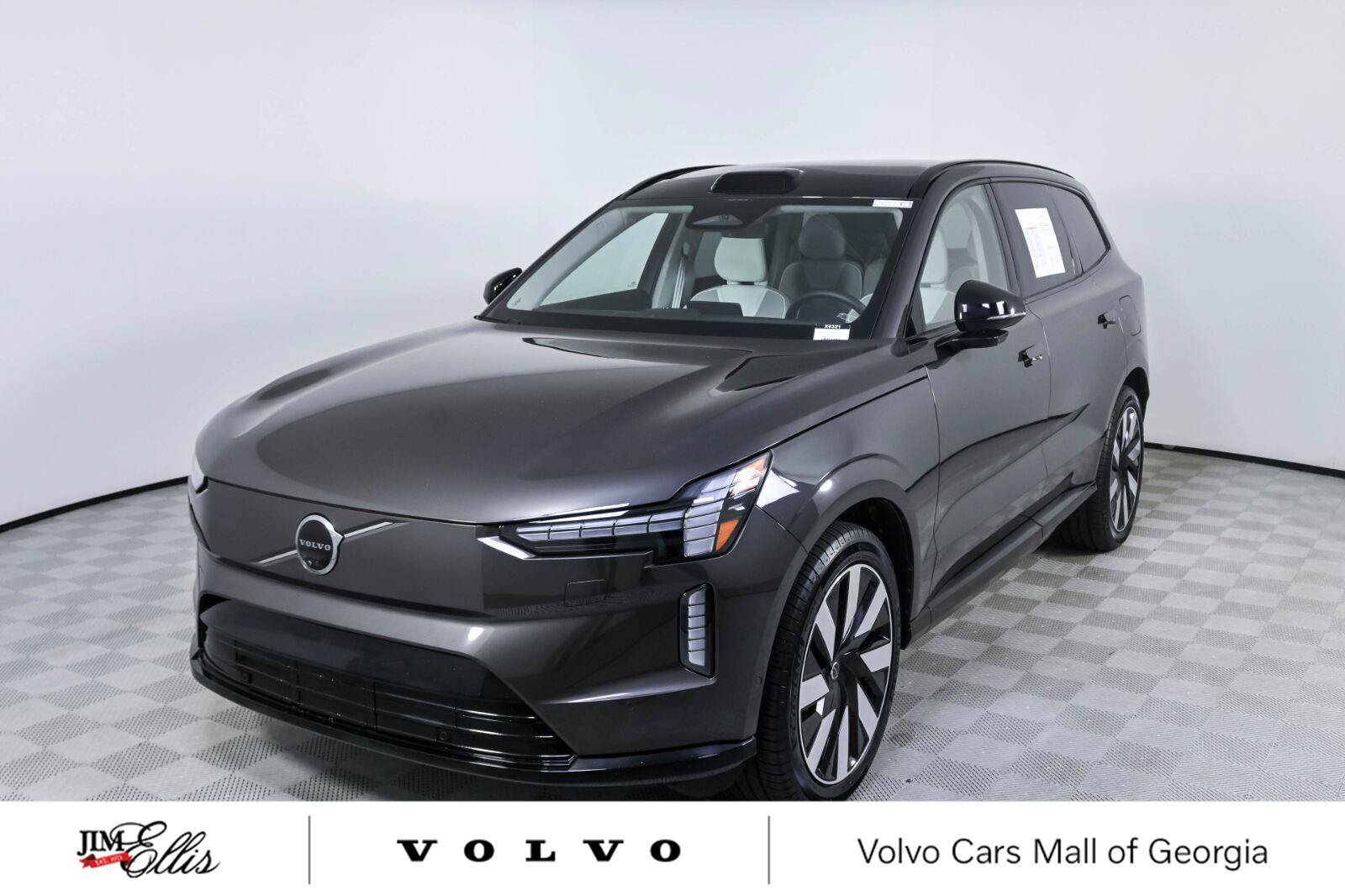 Used 2025 Volvo EX90 Ultra AWD/4WD image 1