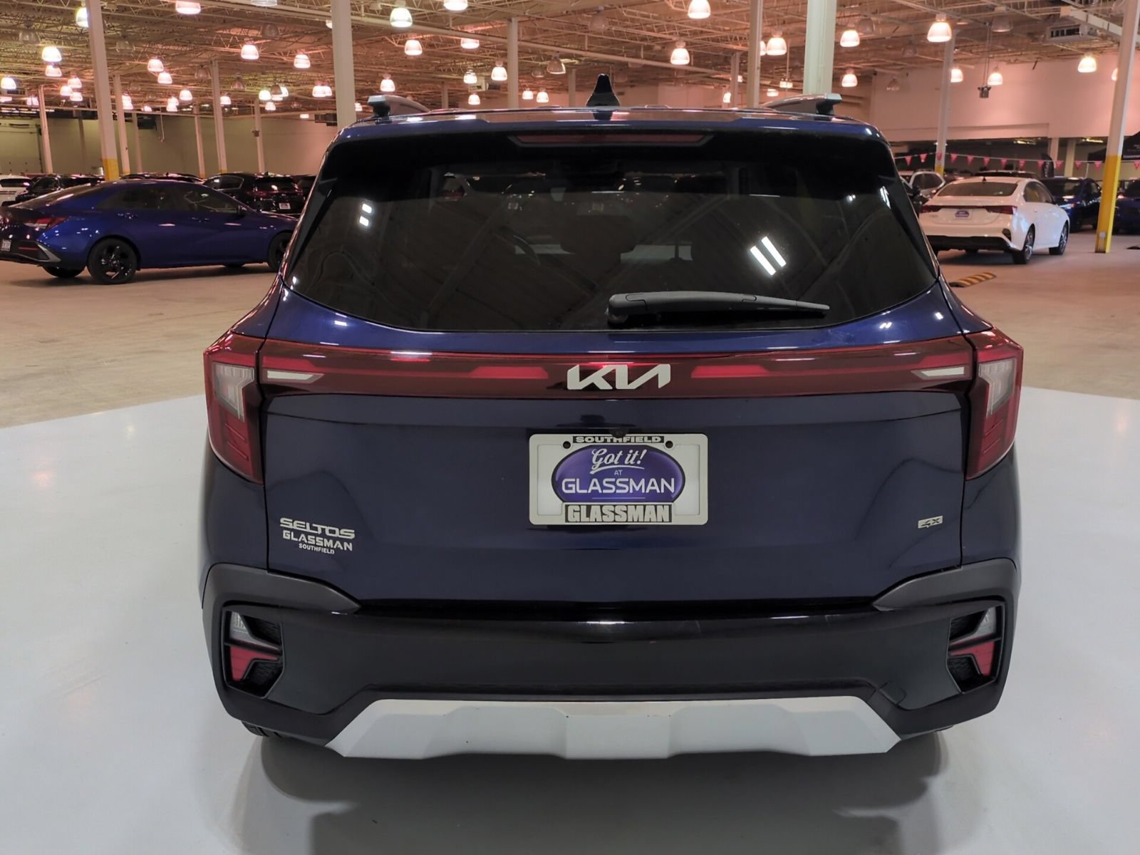 Certified 2024 Kia Seltos EX AWD/4WD image 4
