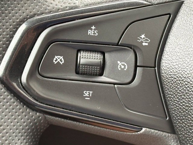 Used 2021 Chevrolet TrailBlazer LT w/ Sun and Liftgate Package AWD/4WD image 22