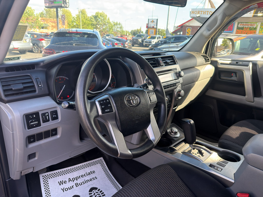 Used 2013 Toyota 4Runner SR5 AWD/4WD image 12