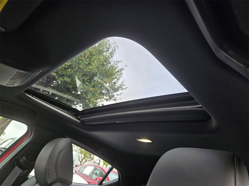 Used 2025 MAZDA MAZDA3 s image 17