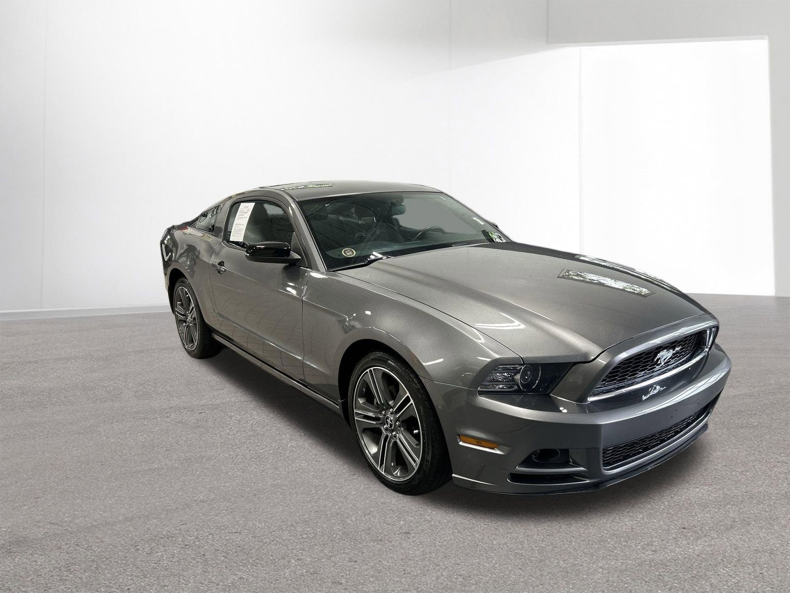 Used 2013 Ford Mustang Coupe w/ V6 Performance Pkg RWD image 10