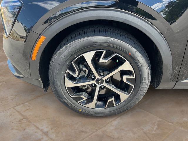 Used 2024 Kia Sportage EX FWD image 14