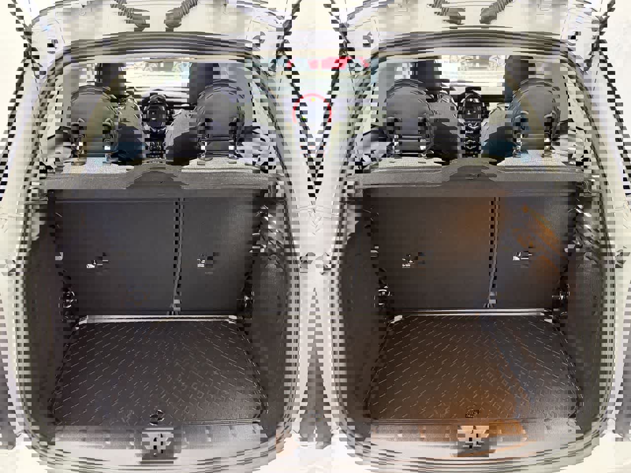 Used 2020 MINI Cooper SE w/ 6.5" Touchscreen Package image 5