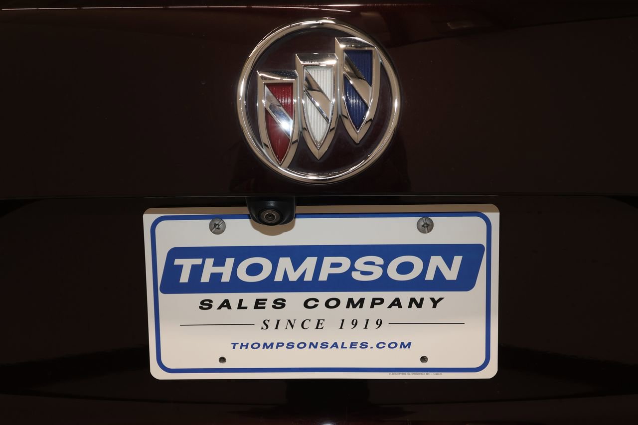 Used 2021 Buick Envision Avenir w/ Technology Package II image 38