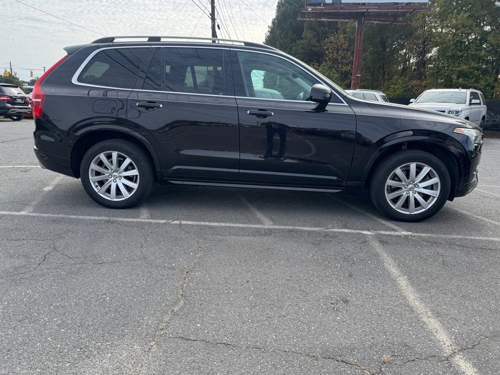Used 2016 Volvo XC90 T6 Momentum image 4