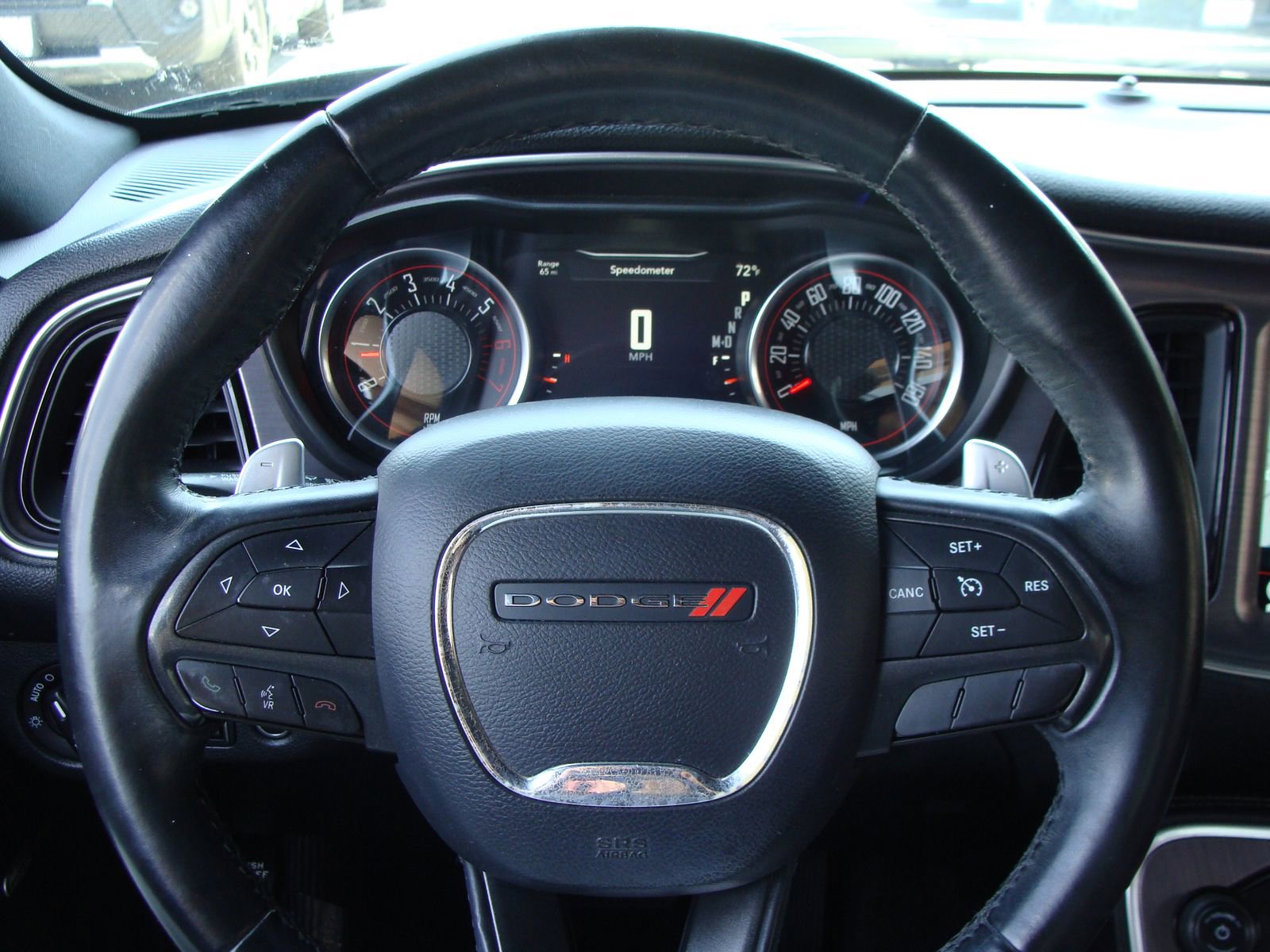 Used 2017 Dodge Challenger R/T w/ Driver Convenience Group RWD image 14