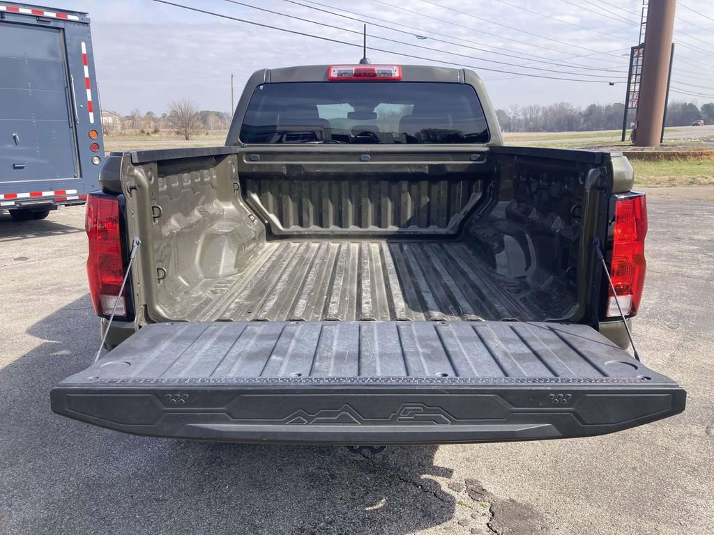 Used 2023 Chevrolet Colorado W/T RWD image 14