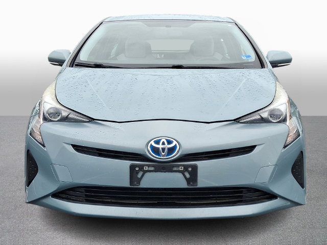Used 2016 Toyota Prius Two FWD image 2