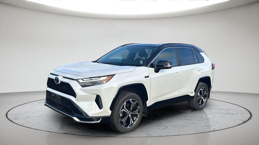 Used 2024 Toyota RAV4 XSE AWD/4WD image 13