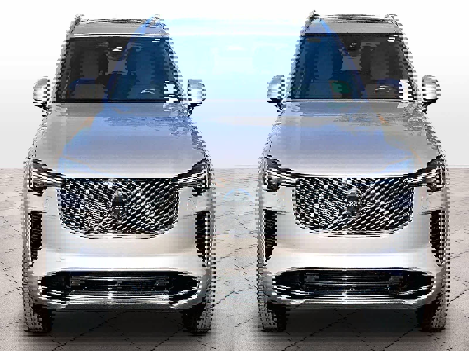 Used 2026 Volvo XC90 B5 Plus image 3