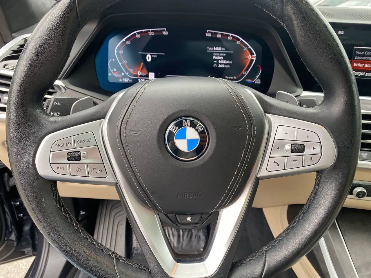 Used 2022 BMW X7 xDrive40i w/ Luxury Seating Package image 23