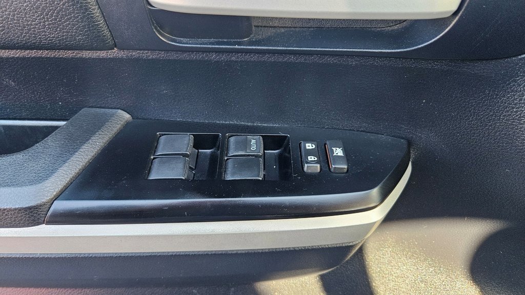 Used 2014 Toyota Tundra SR5 image 20