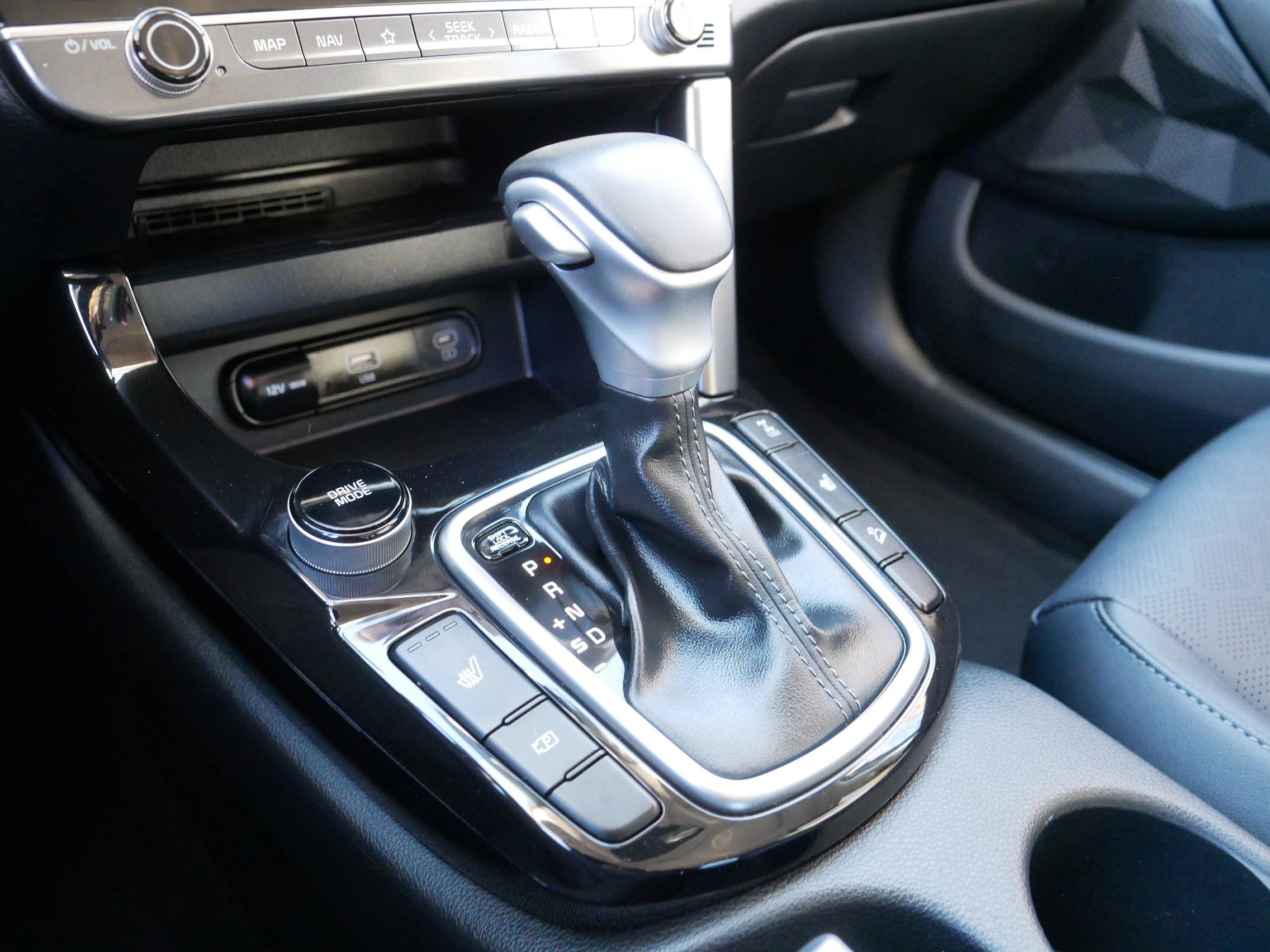 Certified 2024 Kia Seltos EX image 24