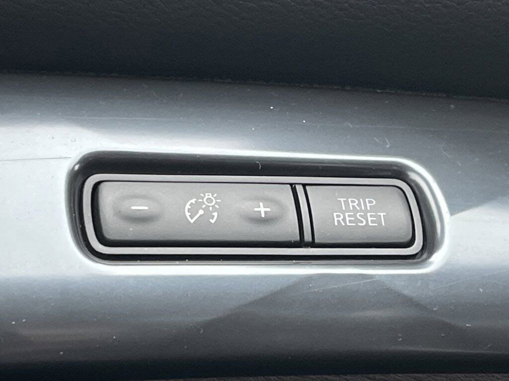 Certified 2023 Nissan Maxima SR w/ Sport Mat Group image 12