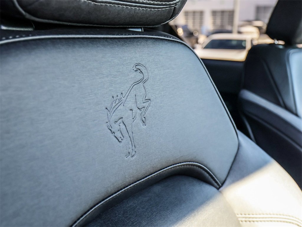 Used 2024 Ford Bronco Black Diamond image 18