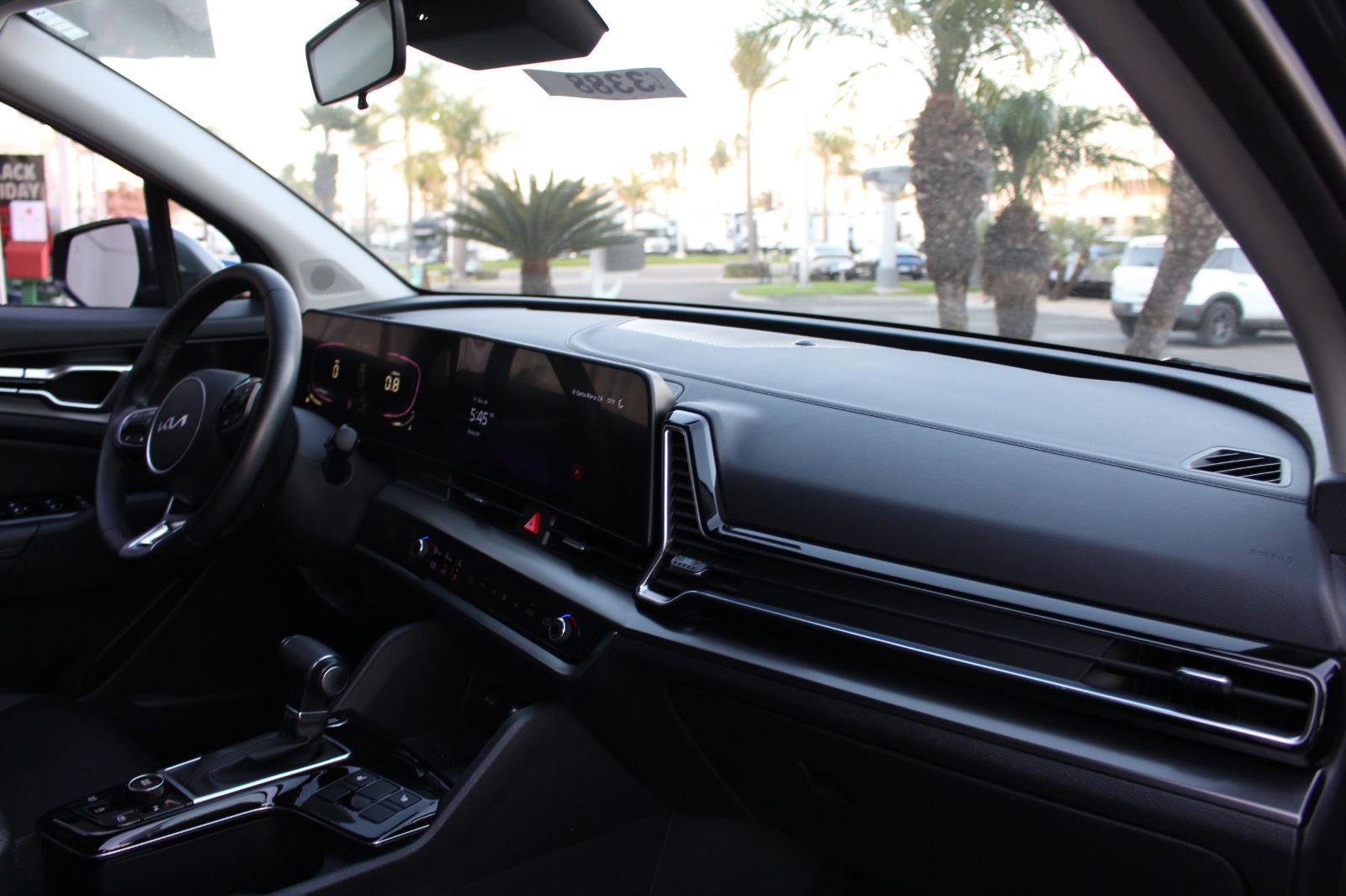 Certified 2024 Kia Sportage EX image 15