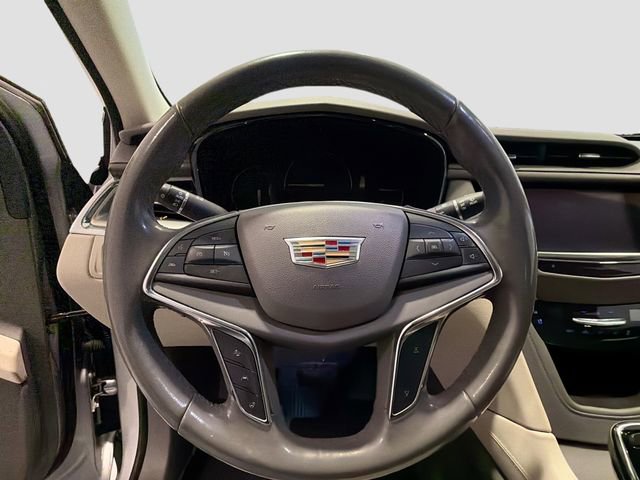 Used 2019 Cadillac XT5 Premium Luxury image 8
