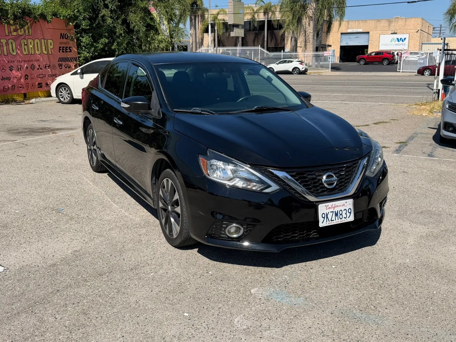 Used 2019 Nissan Sentra SR FWD image 17