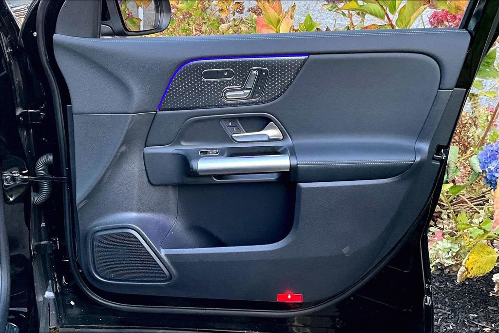 Used 2025 Mercedes-Benz GLA 250 4MATIC image 19