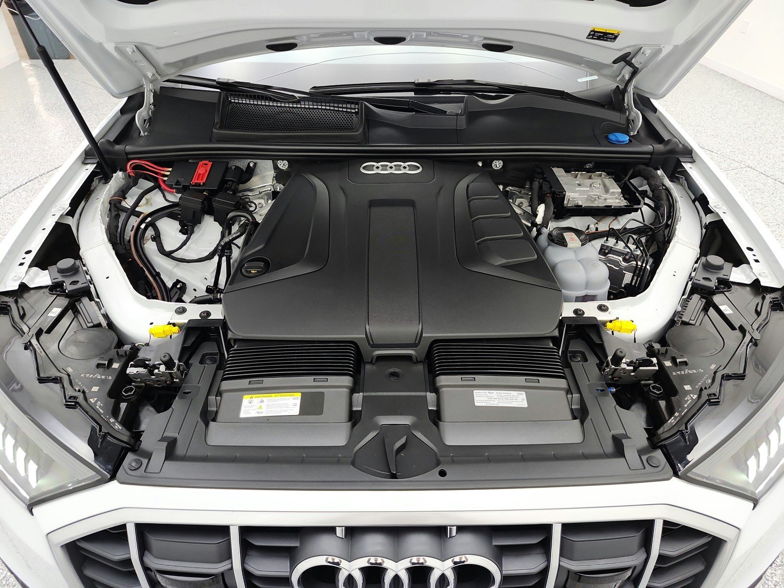 Used 2023 Audi Q7 2.0T Premium Plus w/ Premium Plus Package AWD/4WD image 16