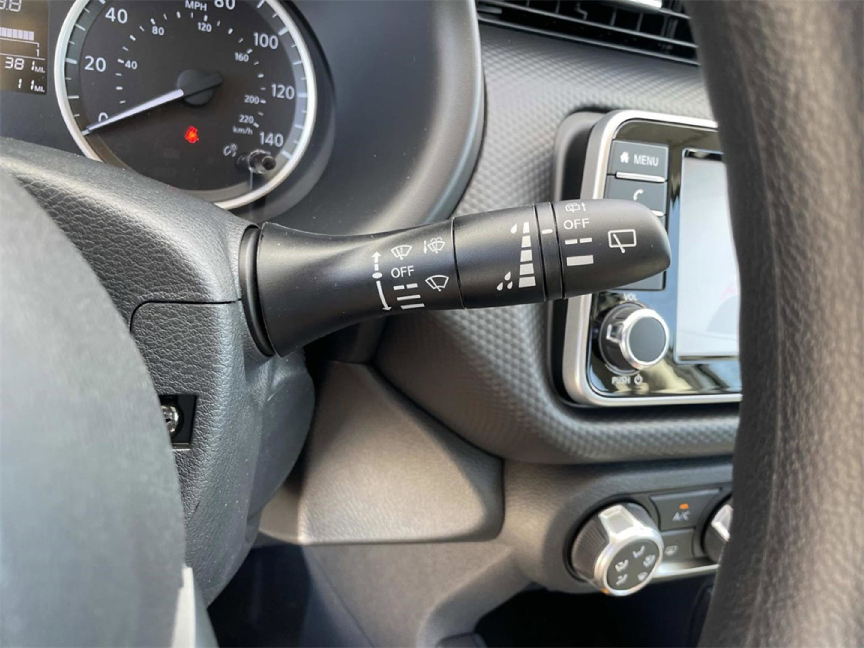 New 2025 Nissan Kicks Play S image 20