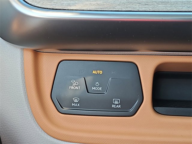 New 2025 Volkswagen ID. Buzz 1st Edition image 27