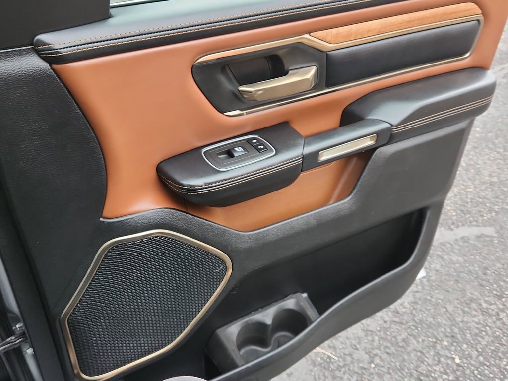 Used 2022 RAM 1500 Limited w/ Bed Utility Group image 16