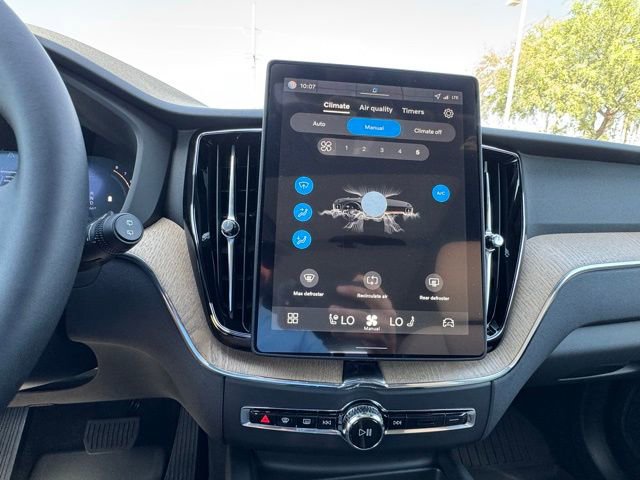New 2026 Volvo XC60 B5 Plus w/ Climate Package image 25