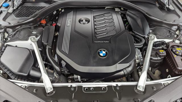 Used 2022 BMW 840i xDrive Coupe w/ Driving Assistance Package image 27