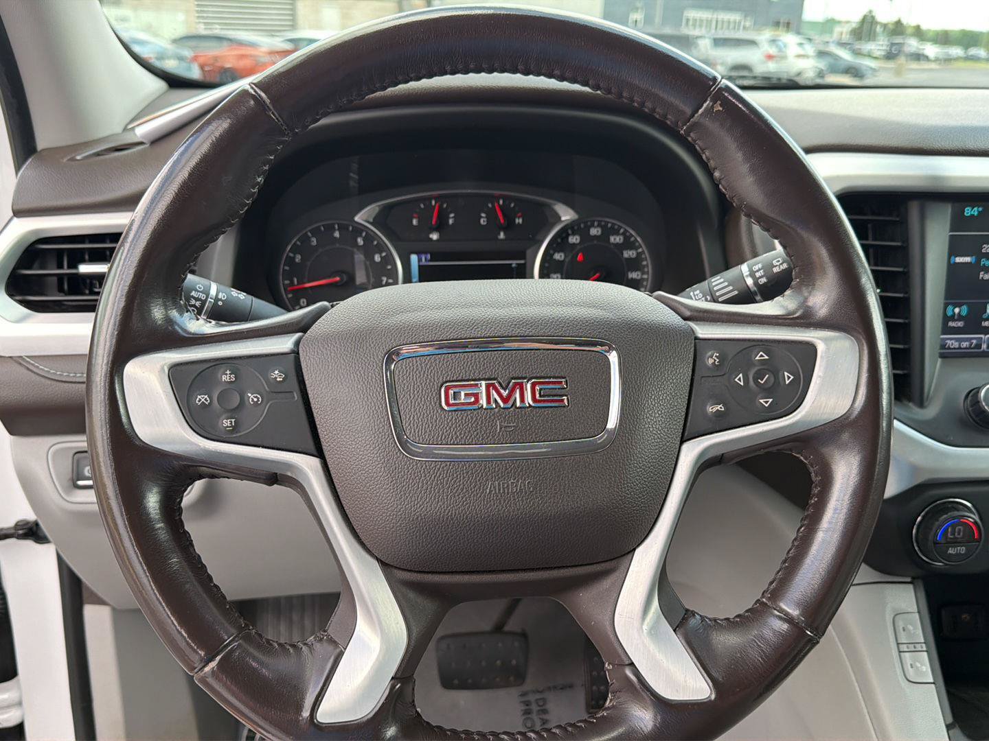 Used 2019 GMC Acadia SLT FWD image 20