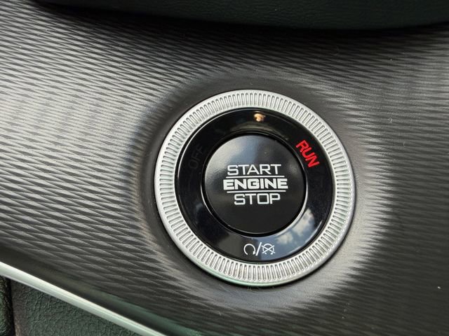 Used 2024 Jeep Grand Cherokee Laredo w/ MOPAR Finishing Package image 16