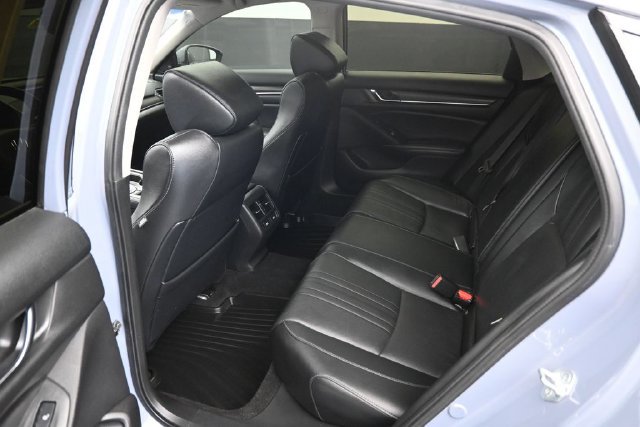 Certified 2022 Honda Accord Touring image 10