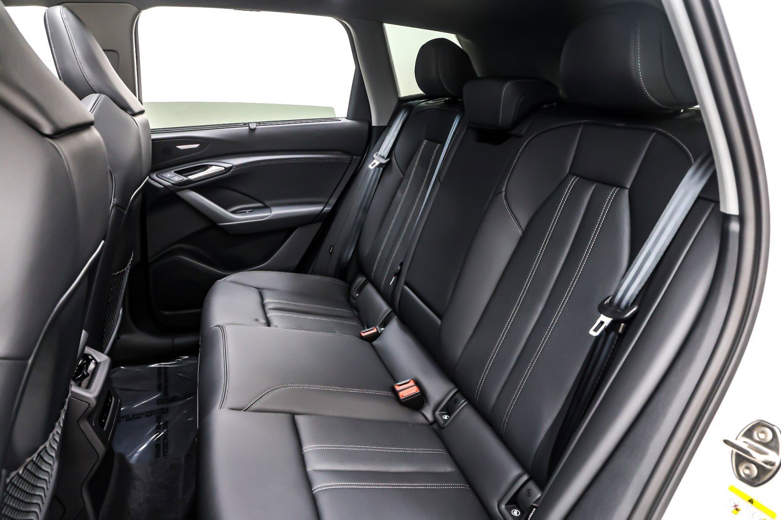 Used 2025 Audi Q6 e-tron Premium Plus w/ Premium Plus image 9