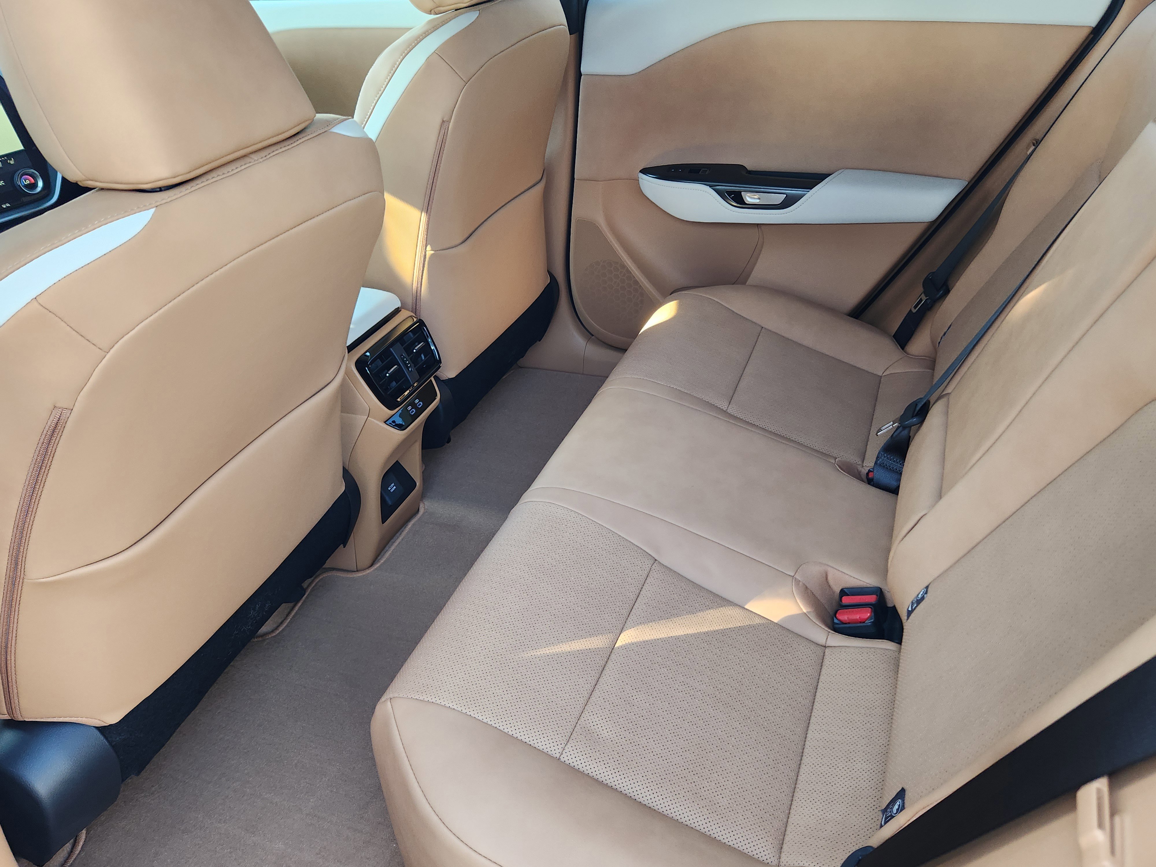 New 2026 Lexus RZ 450e AWD image 18