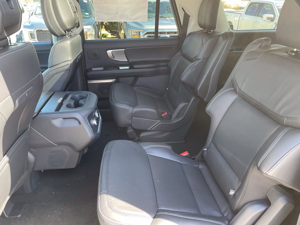 New 2026 Ford Expedition Max Platinum w/ Driver's Package AWD/4WD image 25