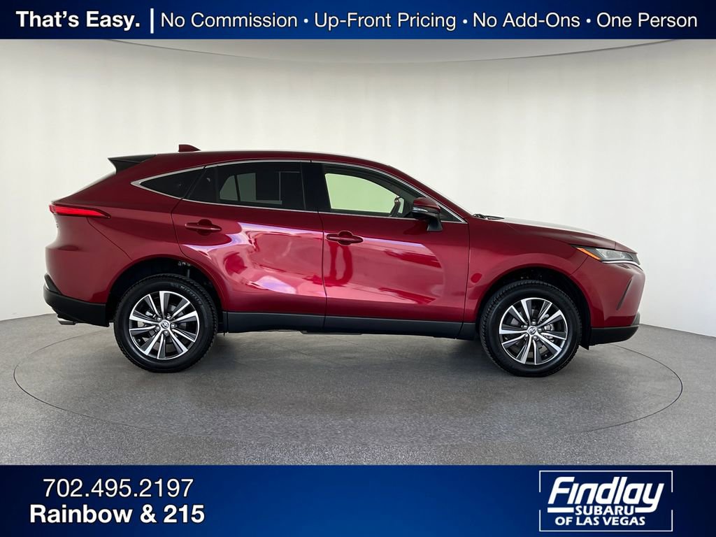 Used 2022 Toyota Venza XLE image 8