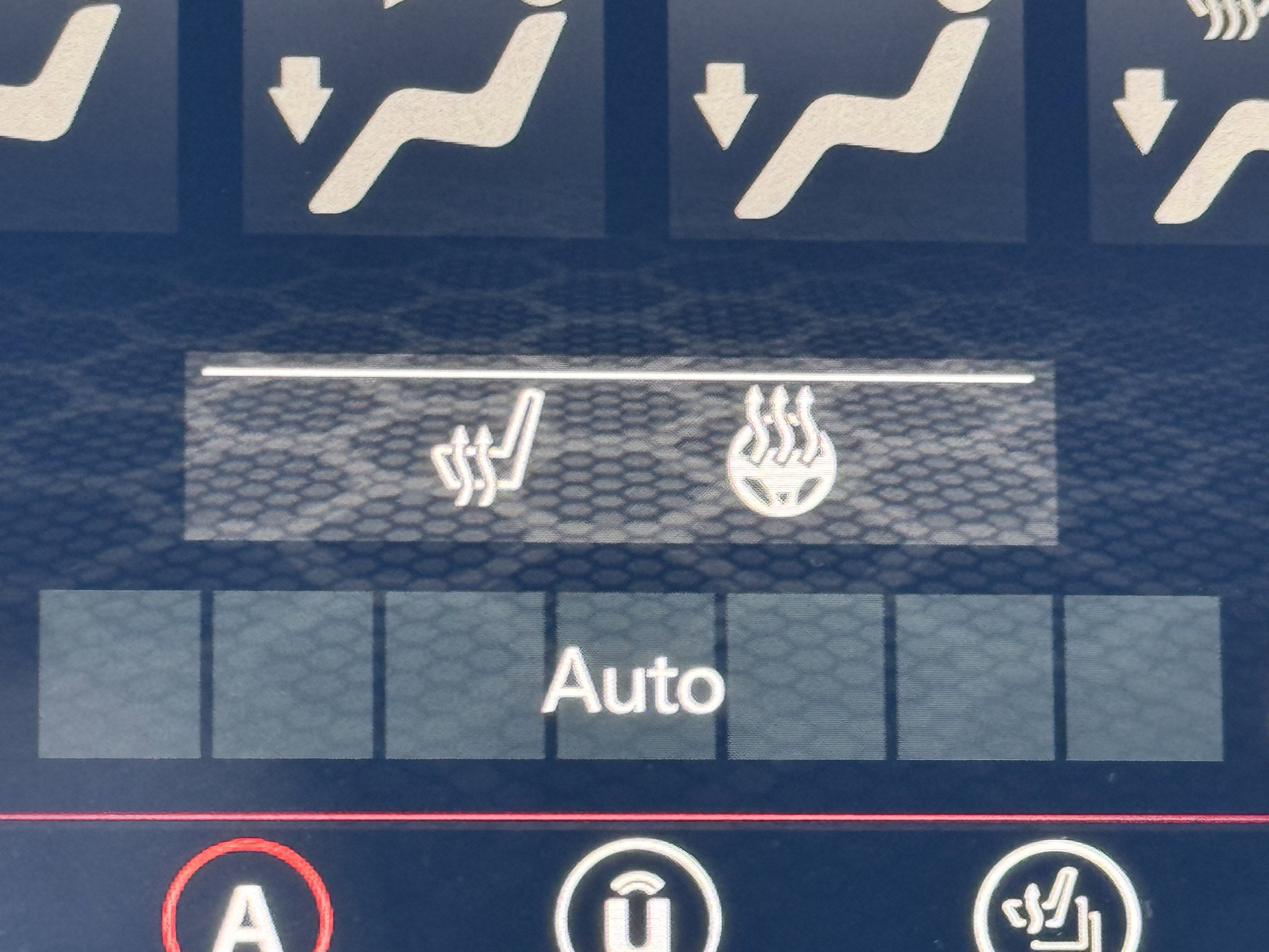 Used 2021 Dodge Challenger SXT w/ Blacktop Package image 14