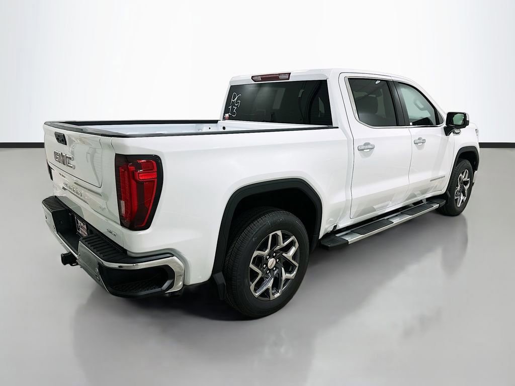 New 2026 GMC Sierra 1500 SLT RWD image 7