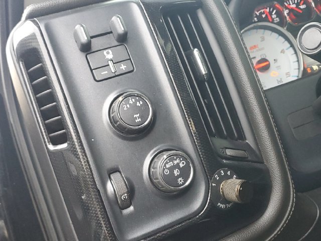Used 2015 GMC Sierra 2500 SLT AWD/4WD image 9