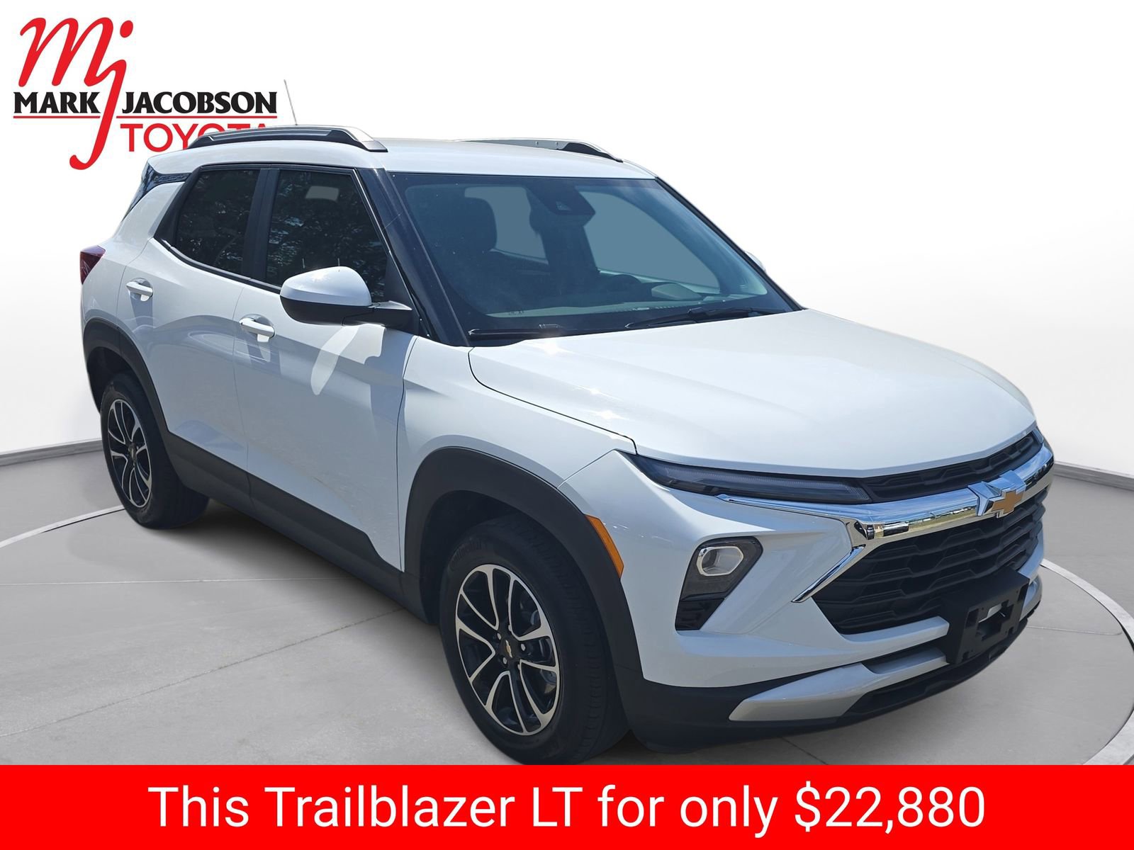 Used 2025 Chevrolet TrailBlazer LT FWD image 5