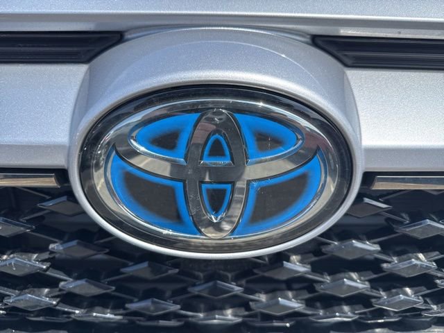 Used 2023 Toyota RAV4 SE w/ Weather & Moonroof Package AWD/4WD image 9