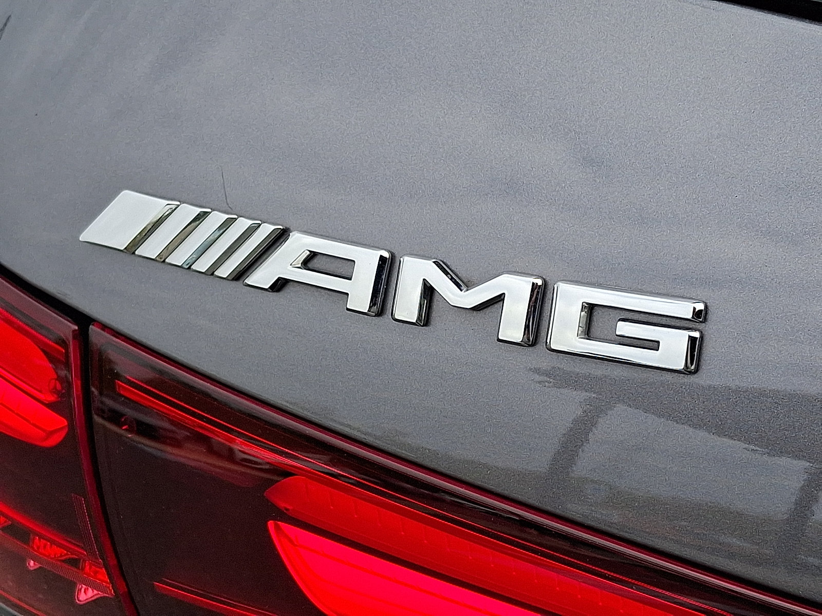 Used 2025 Mercedes-Benz GLA 35 AMG 4MATIC image 32
