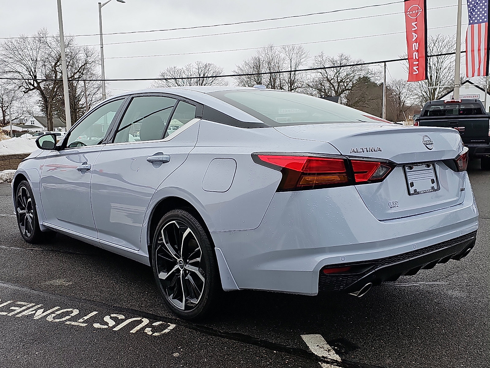 Used 2025 Nissan Altima 2.5 SR image 4