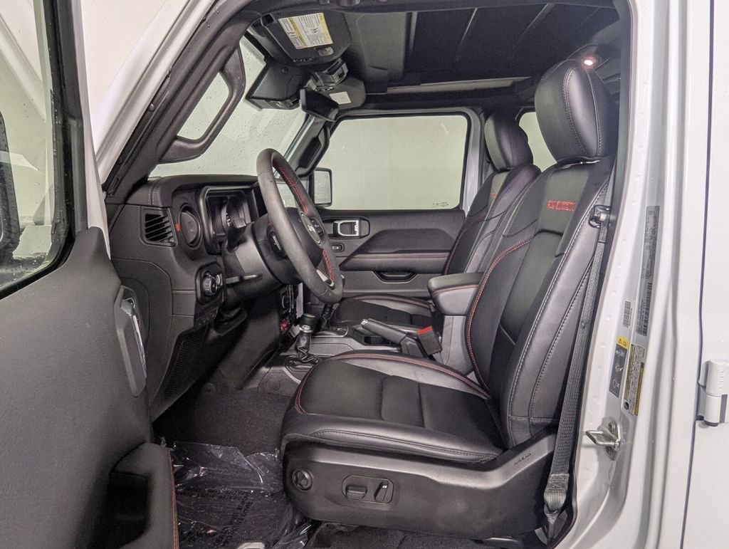 Used 2024 Jeep Wrangler Unlimited Rubicon AWD/4WD image 14