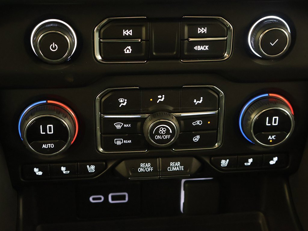 Used 2024 Chevrolet Tahoe High Country w/ Advanced Technology Package image 58