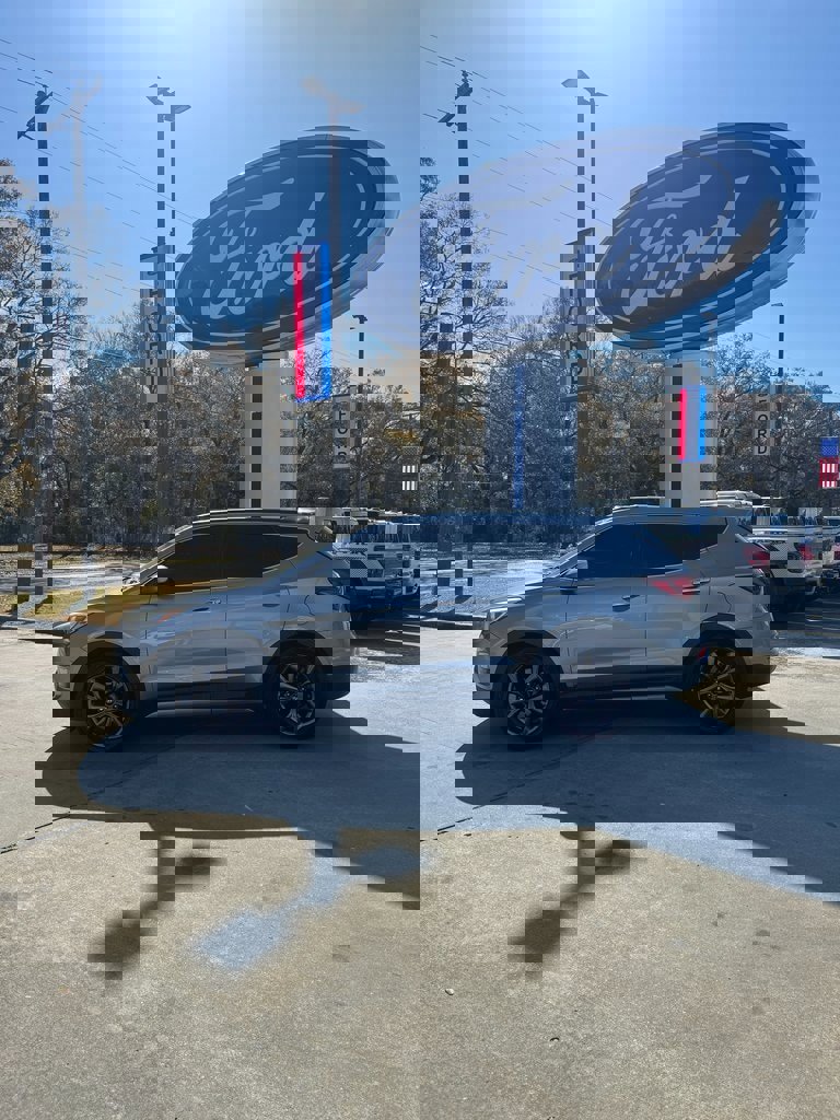 Used 2017 Hyundai Santa Fe Sport image 3