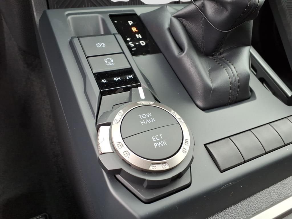 New 2025 Toyota Tacoma SR5 image 16